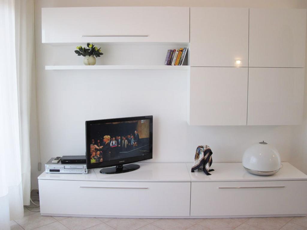 코모 Silky House With Private Parking 아파트 객실 사진