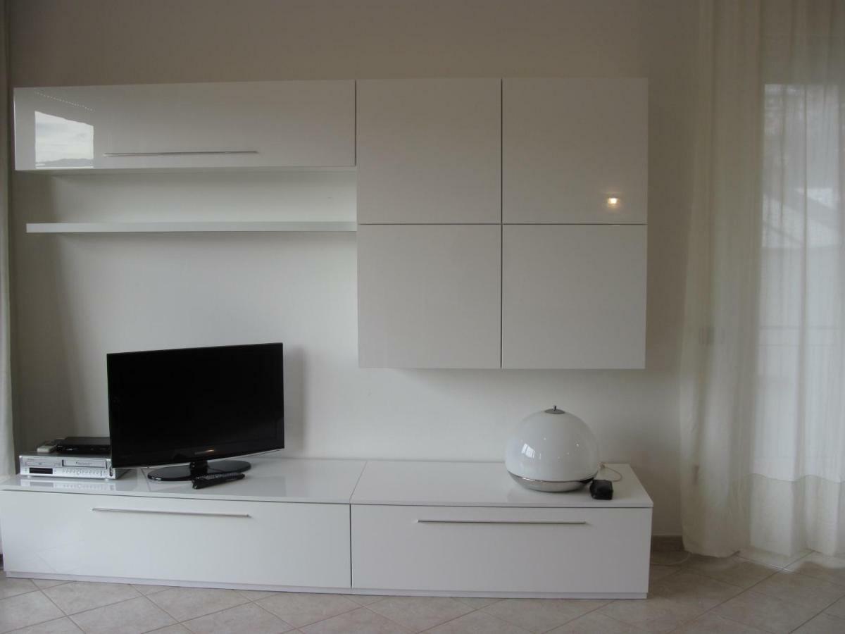 코모 Silky House With Private Parking 아파트 외부 사진
